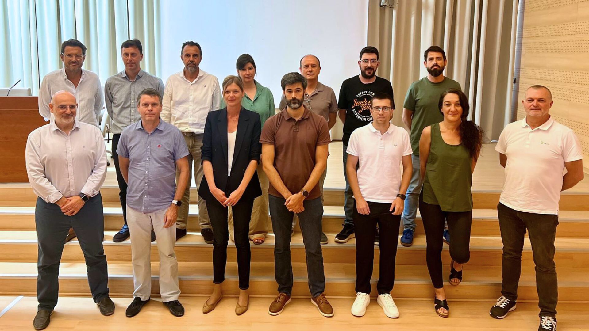 entitats implicades per aplicar la nova normativa d’ascensors que obliga a incrementar la seguretat dels elevadors