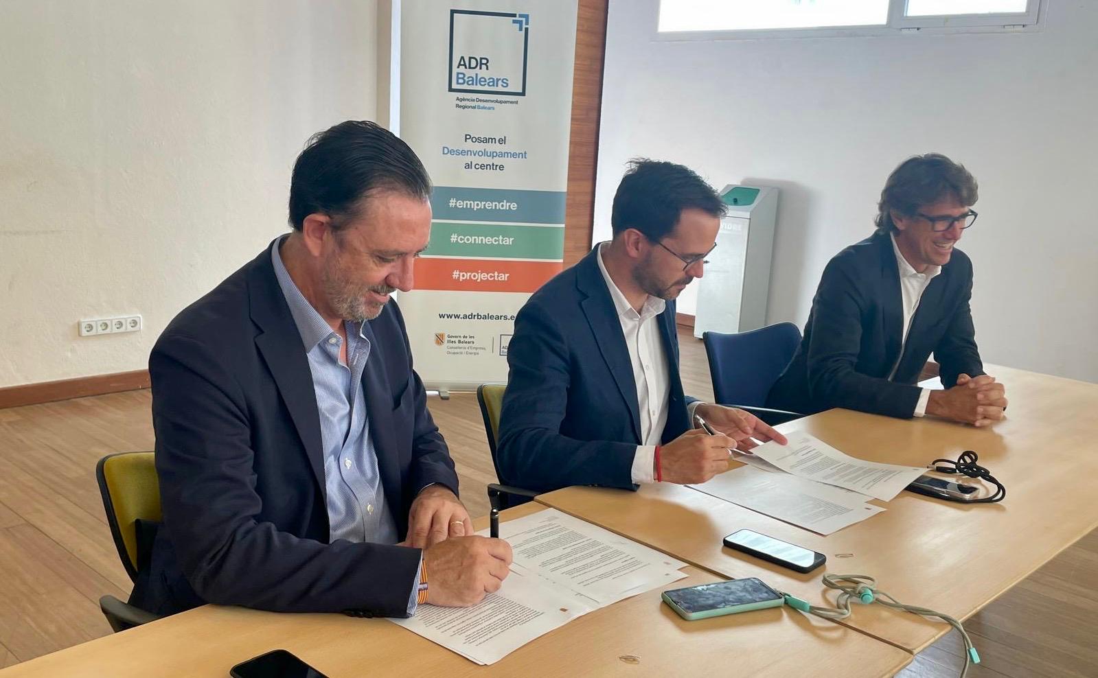 La conselleria d’Empresa, Ocupació i Energia i la Junta de compensació de POIMA firmen un conveni per a la cessió del recinte  ADR Balears, abans Institut d’Innovació Empresarial de les Illes Balears, gestionarà i mantindrà les instal·lacions