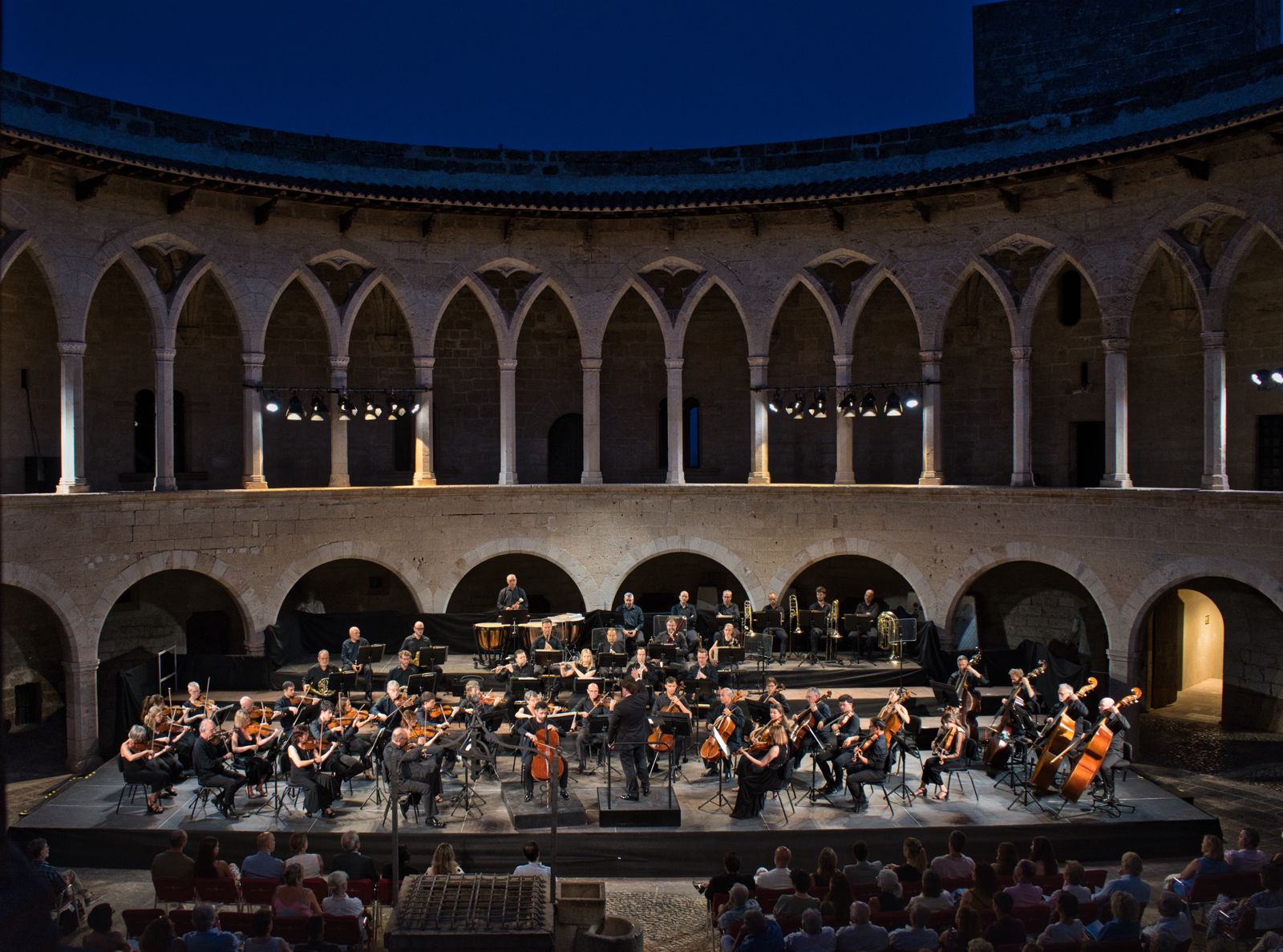 Actuació de l'Orquestra Simfònica Illes Balears  al castell de Bellver