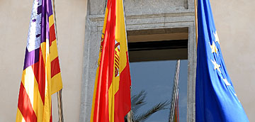 Banderas01