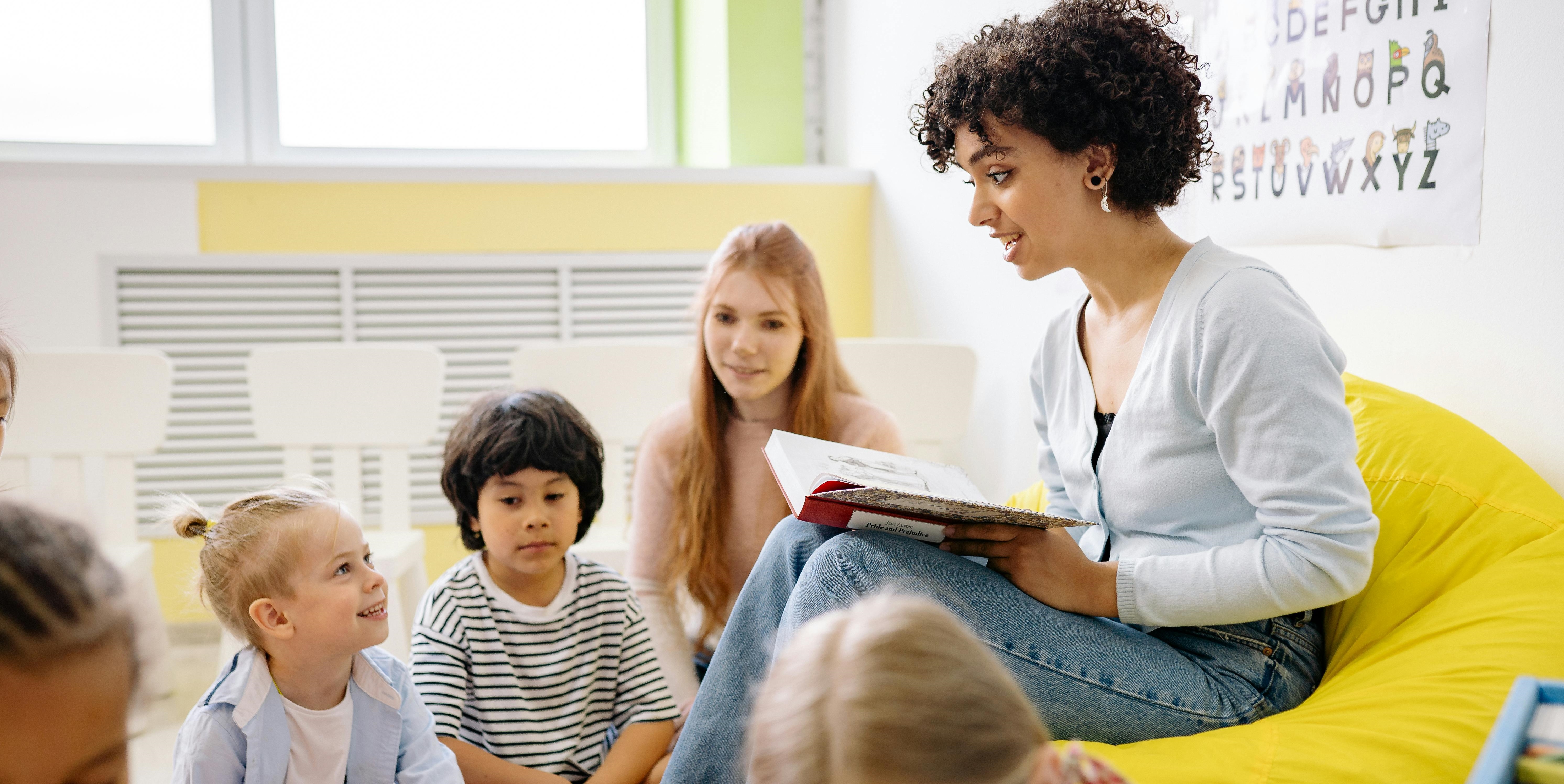 EDUCADORA INFANTIL