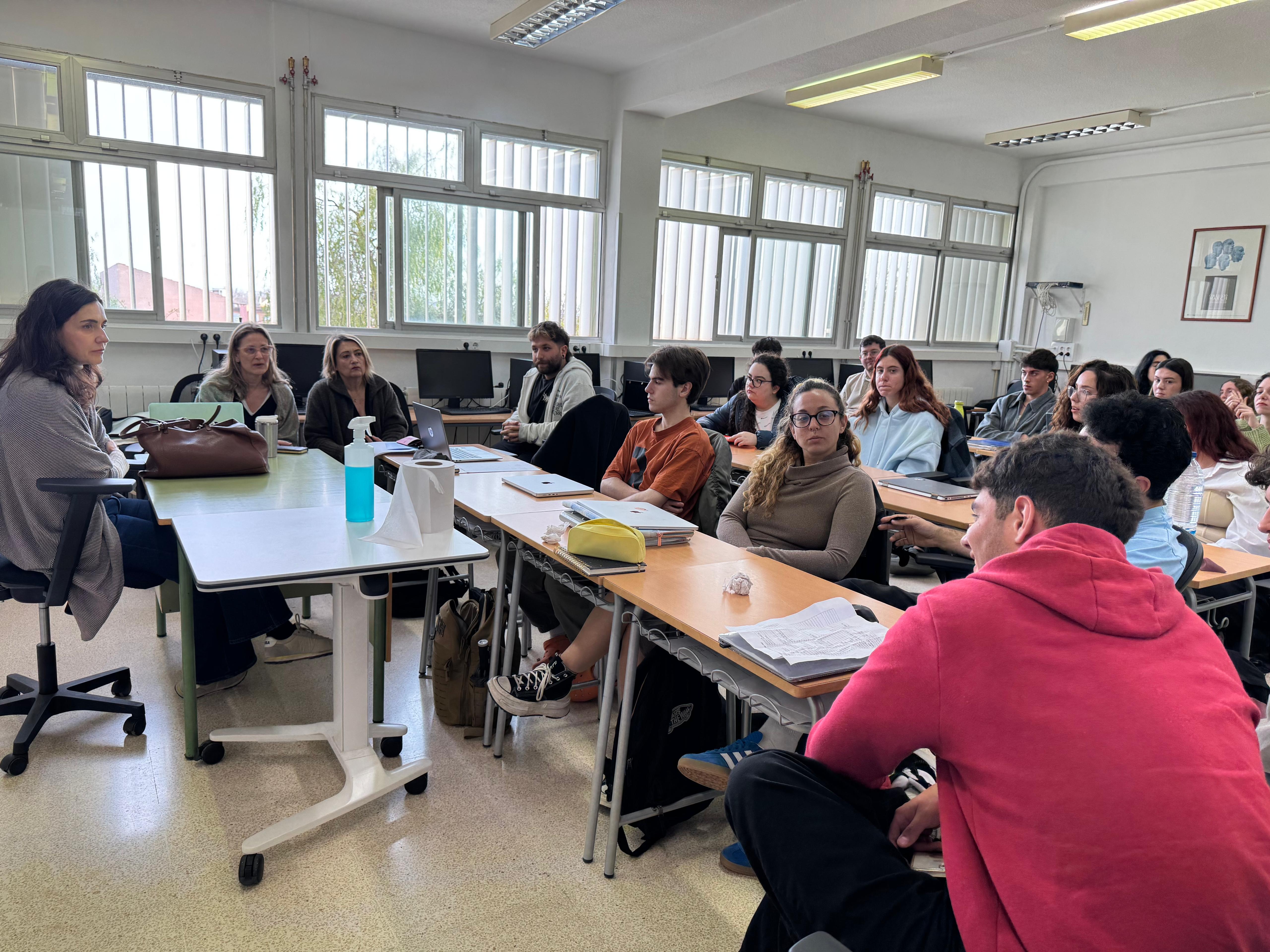 Alumnes del CIFP Juníper Serra