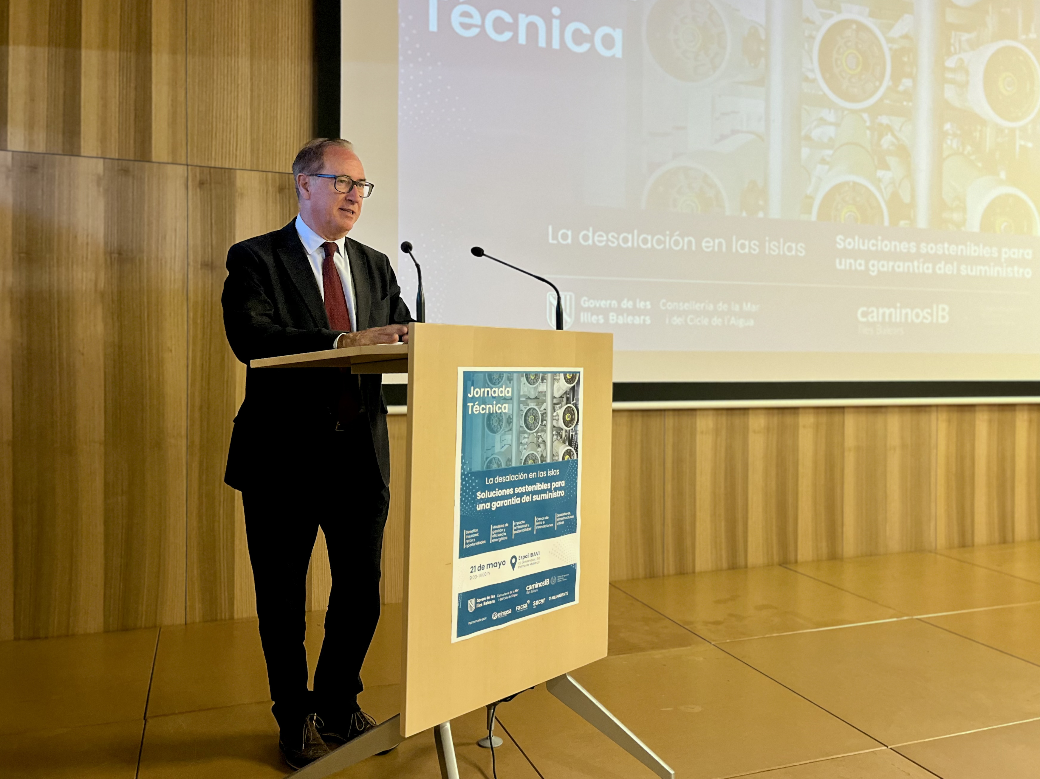 El conseller Lafuente