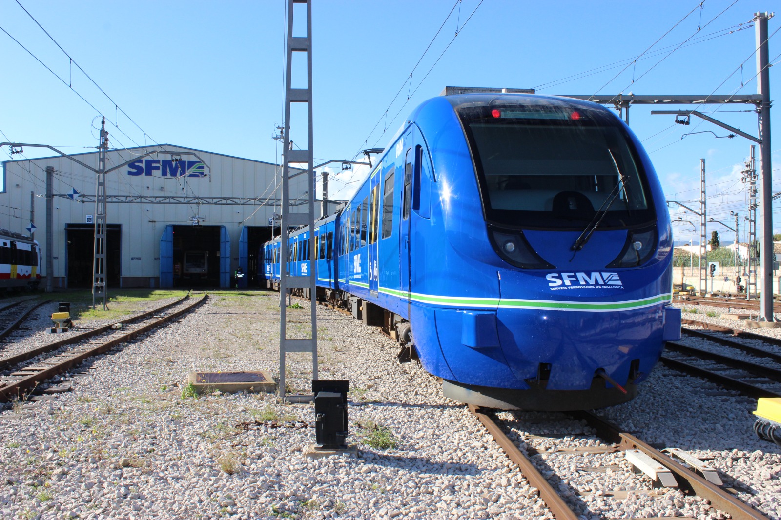 Tren a les instal·lacions d'SFM
