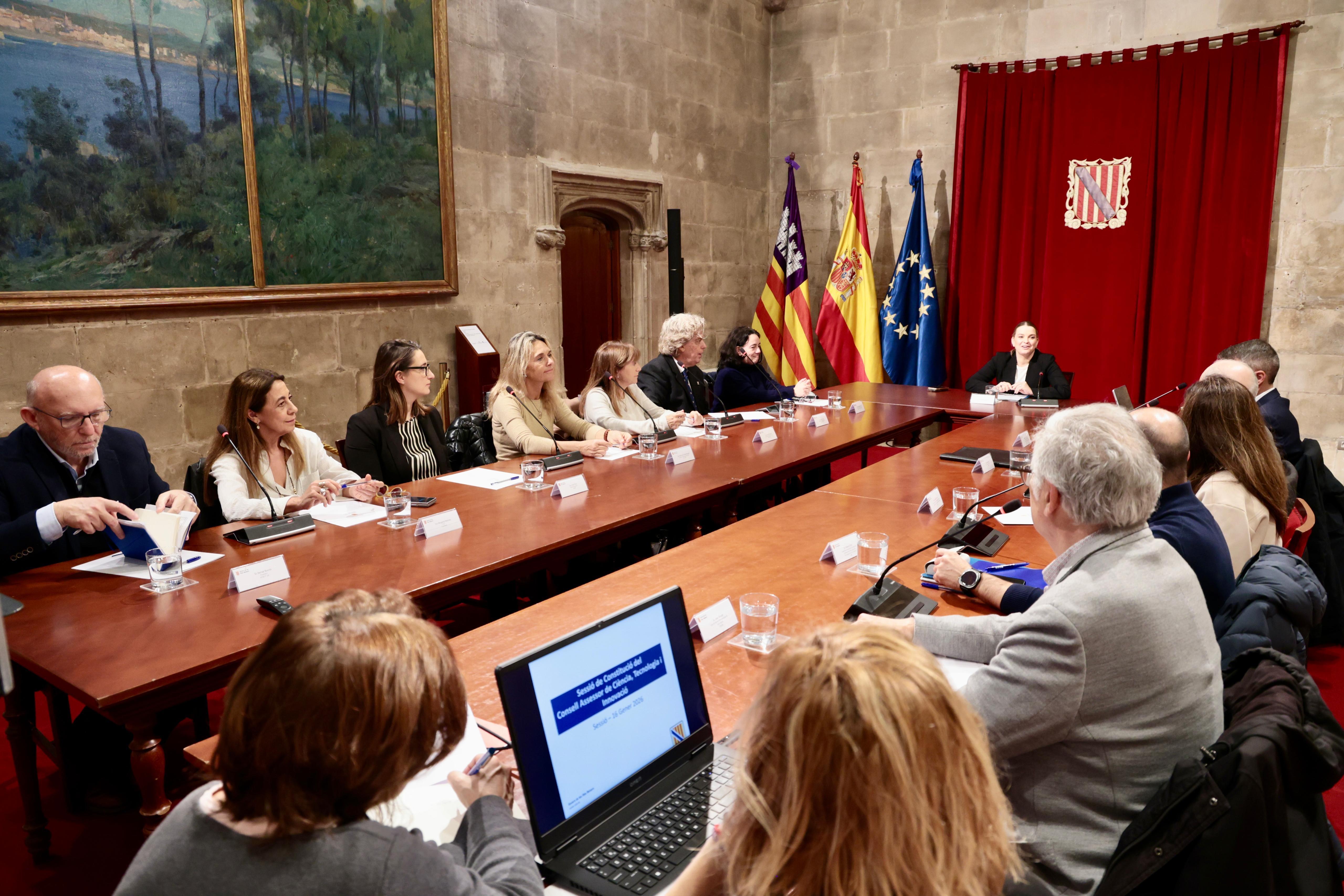  Primera reunió del Consell Assessor de Ciència, Tecnologia i Innovació.
