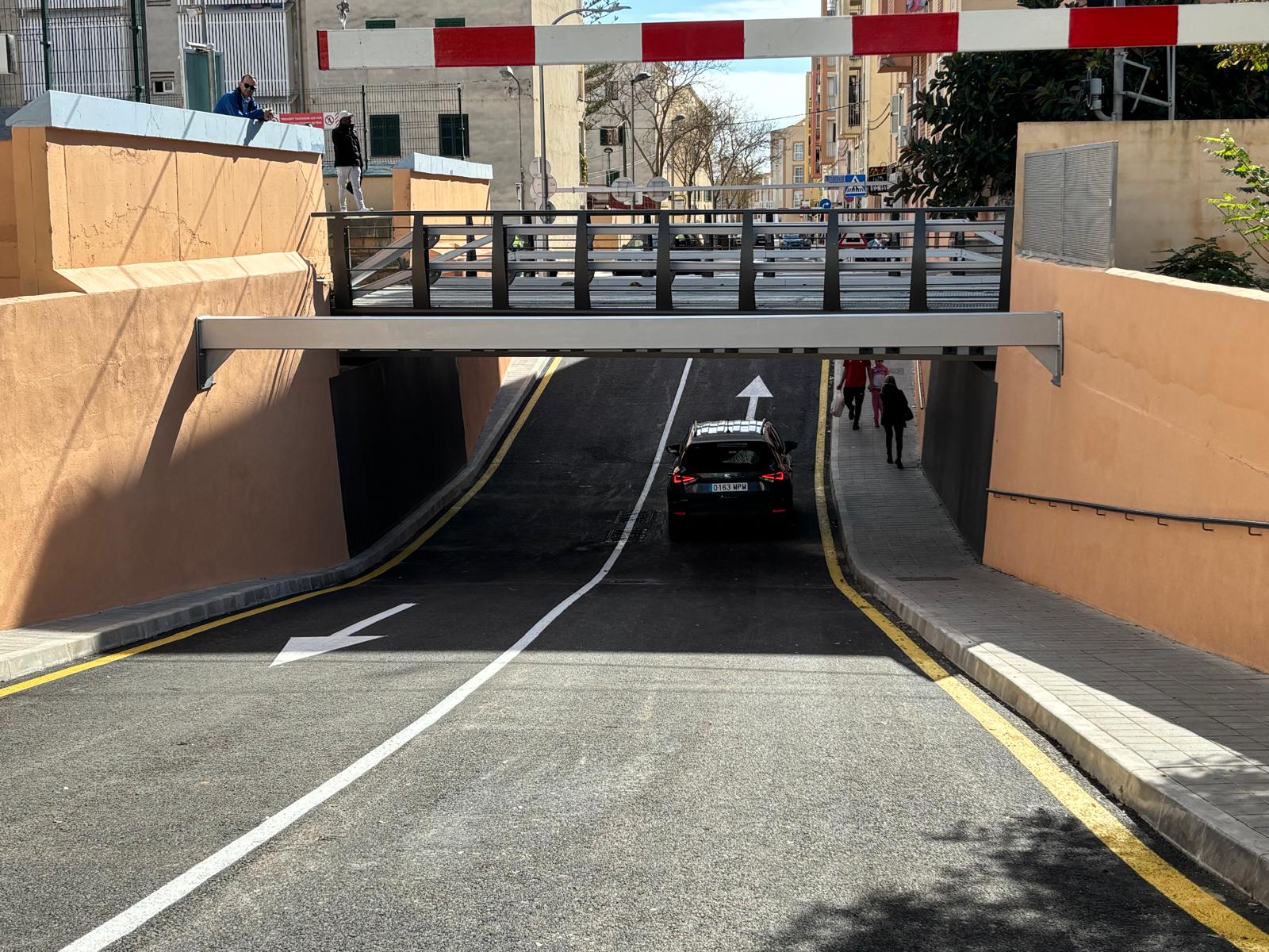  Imatge del pas del carrer Greco, ja reobert al trànsit