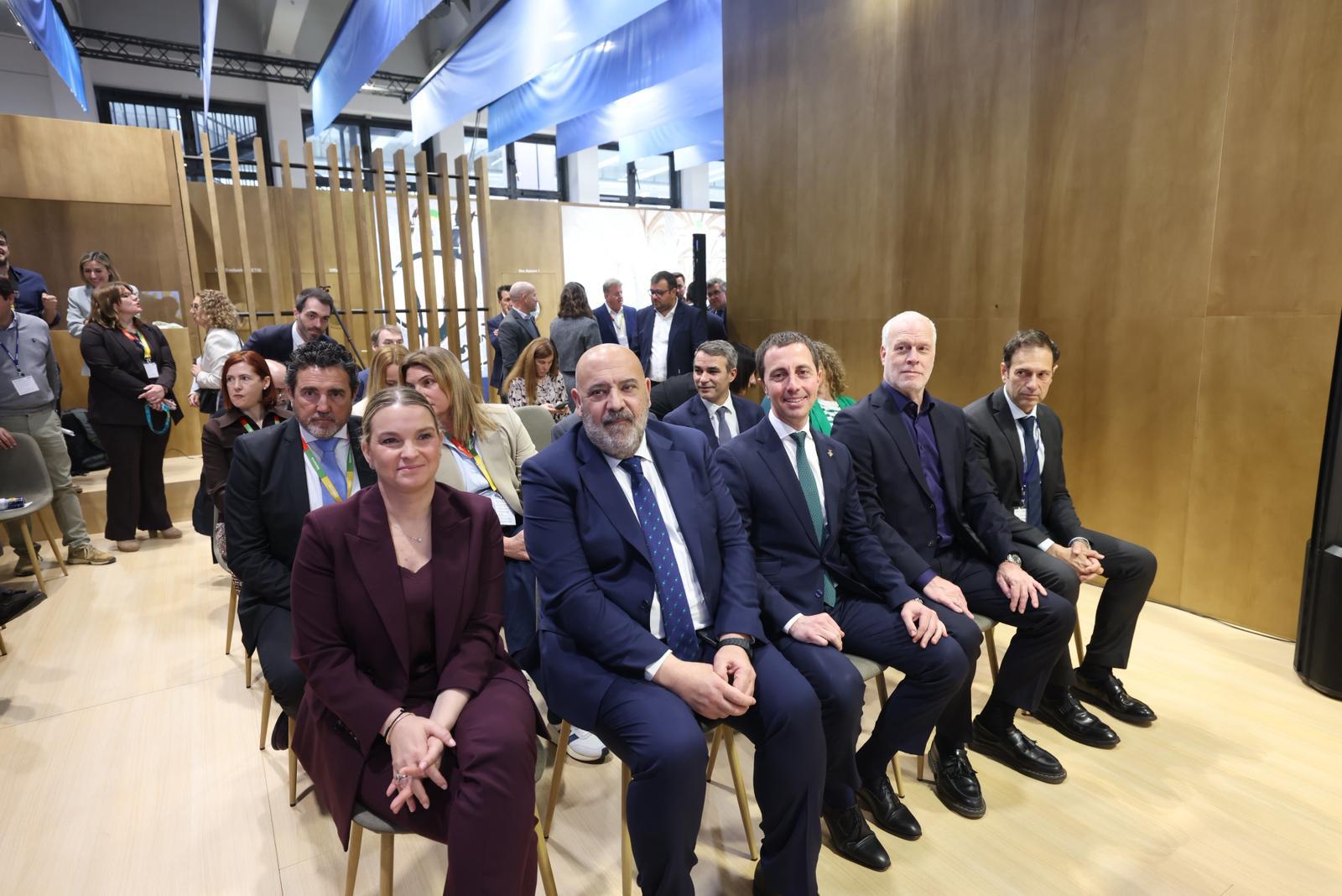 La presidenta del Govern, a la ITB.