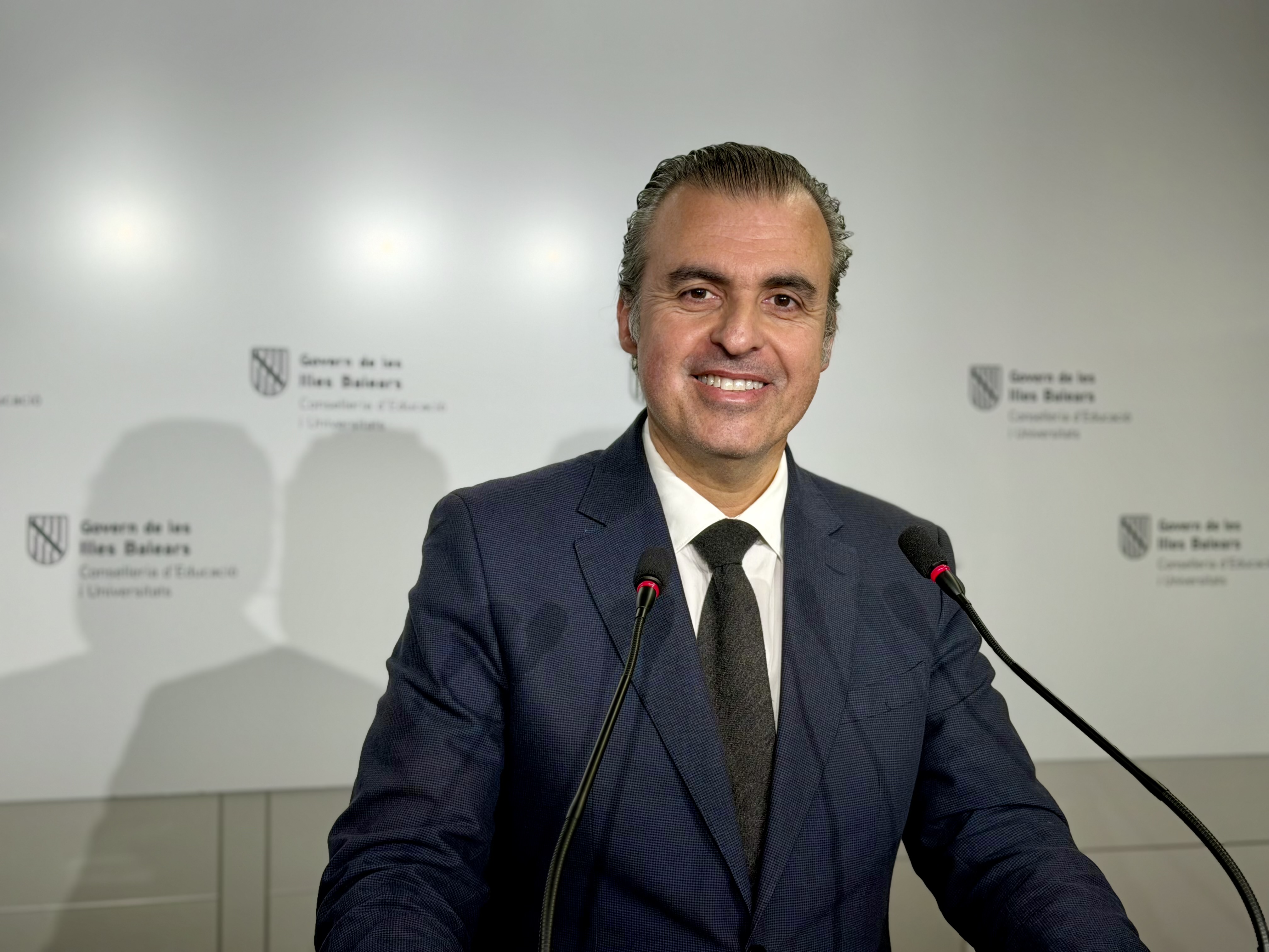 Educació incorpora millores als docents dels centres concertats per valor de més de 12,6 milions d’euros per al pròxim curs 2026-2027