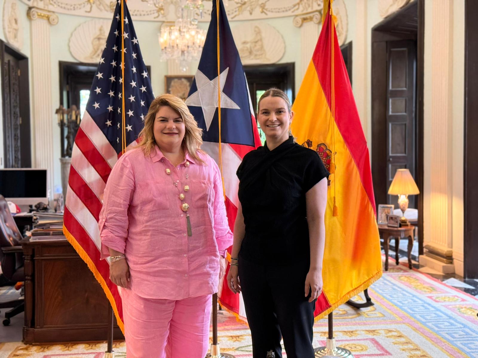 La presidenta Margalida Prohens amb la governadora de Puerto Rico, Jenniffer González.