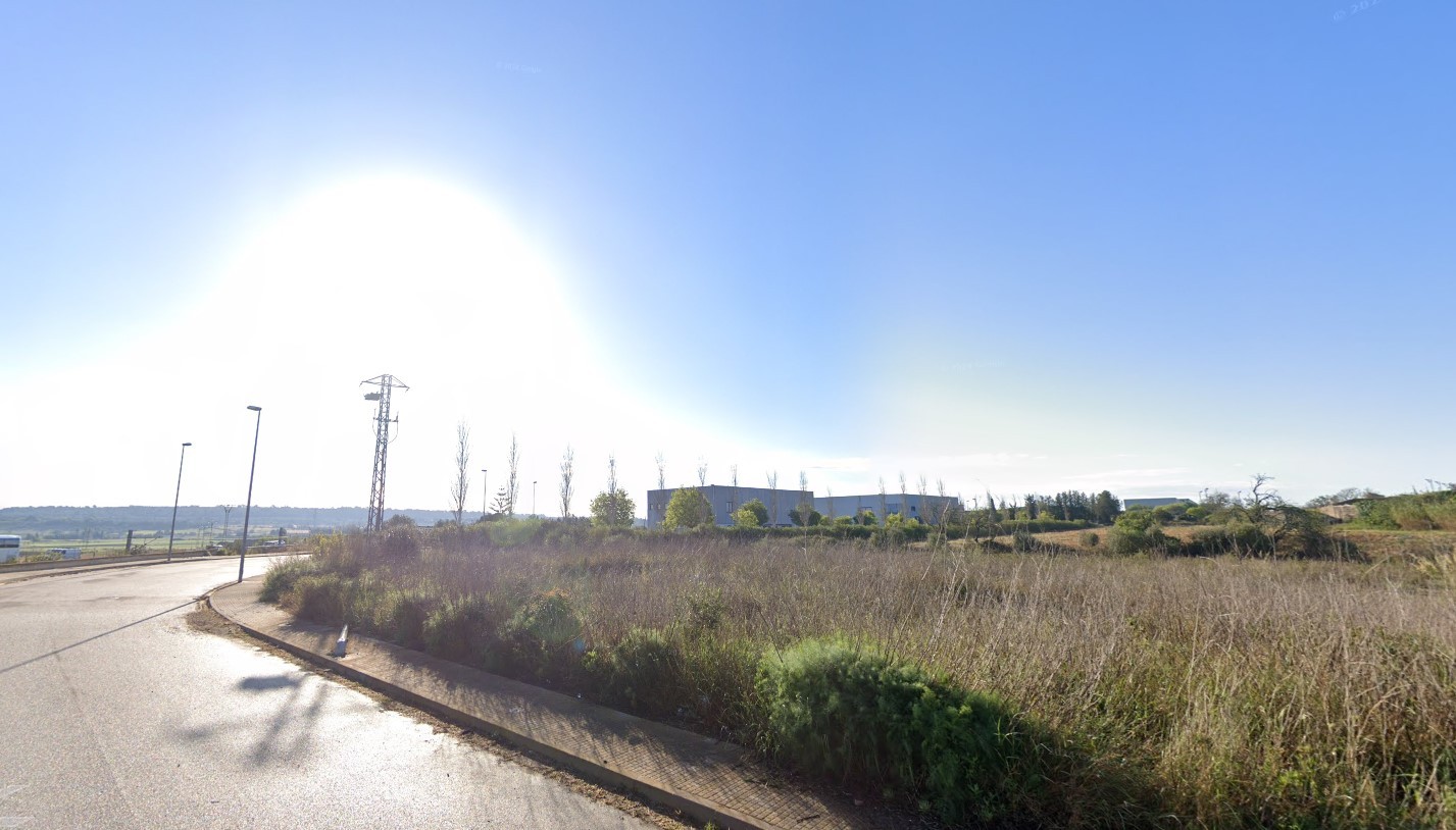 Solar de Petra al final del camí des Cos.