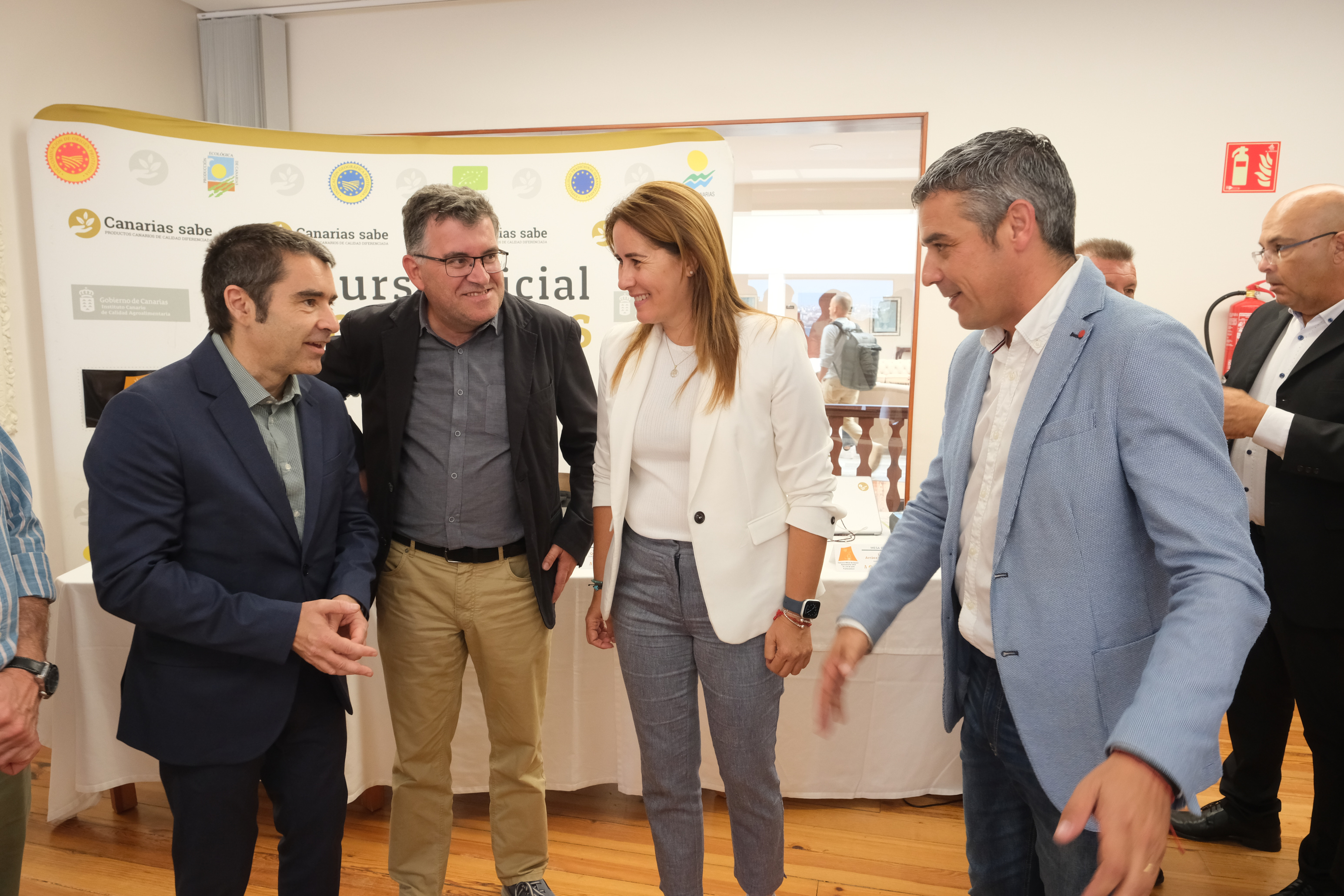 Imatge d'arxiu de la visita oficial del conseller d'Agricultura, Pesca i Medi Natural, Joan Simonet, a Canàries l'any 2024