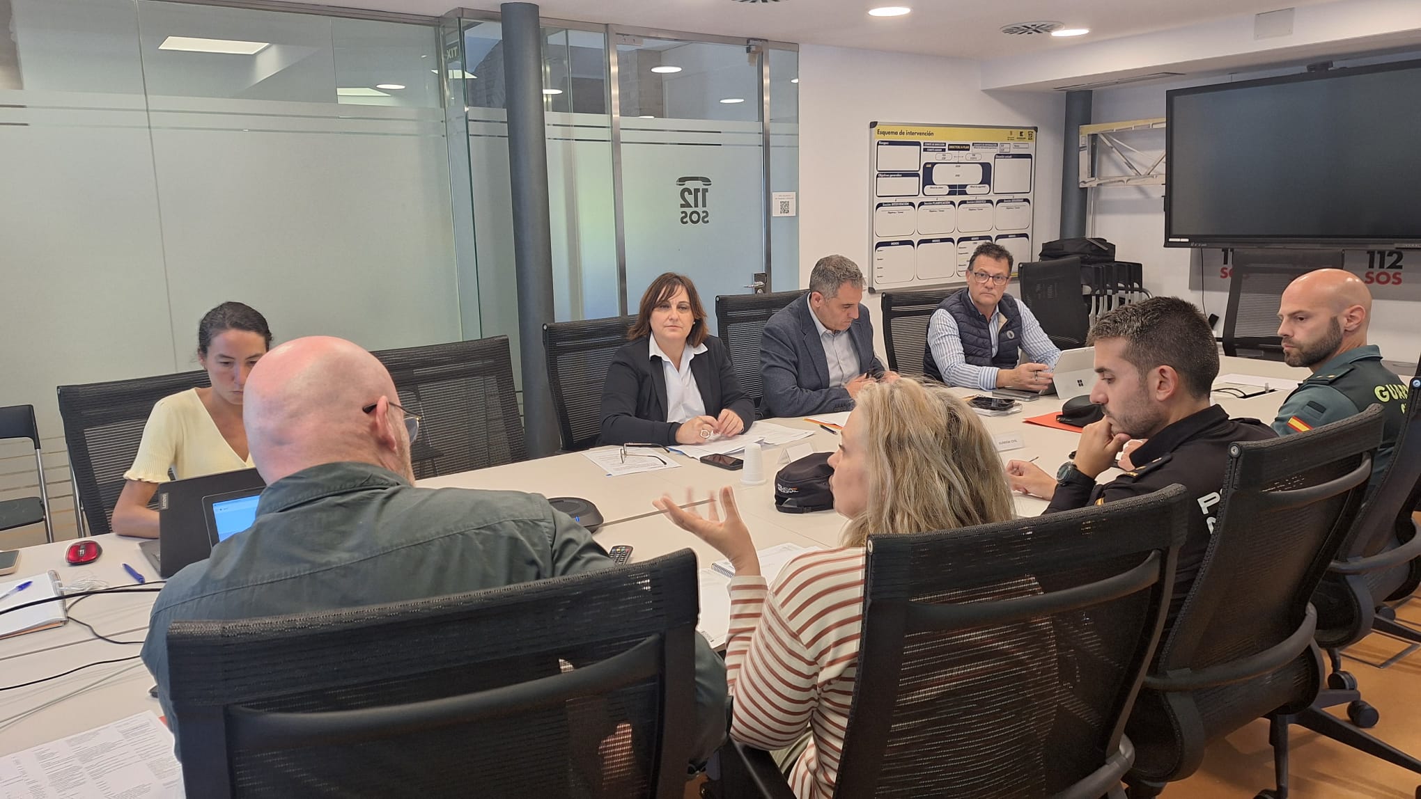 La vicepresidenta segona, Antònia Maria Estarellas, durant la reunió en què s'han aprovat els plans.