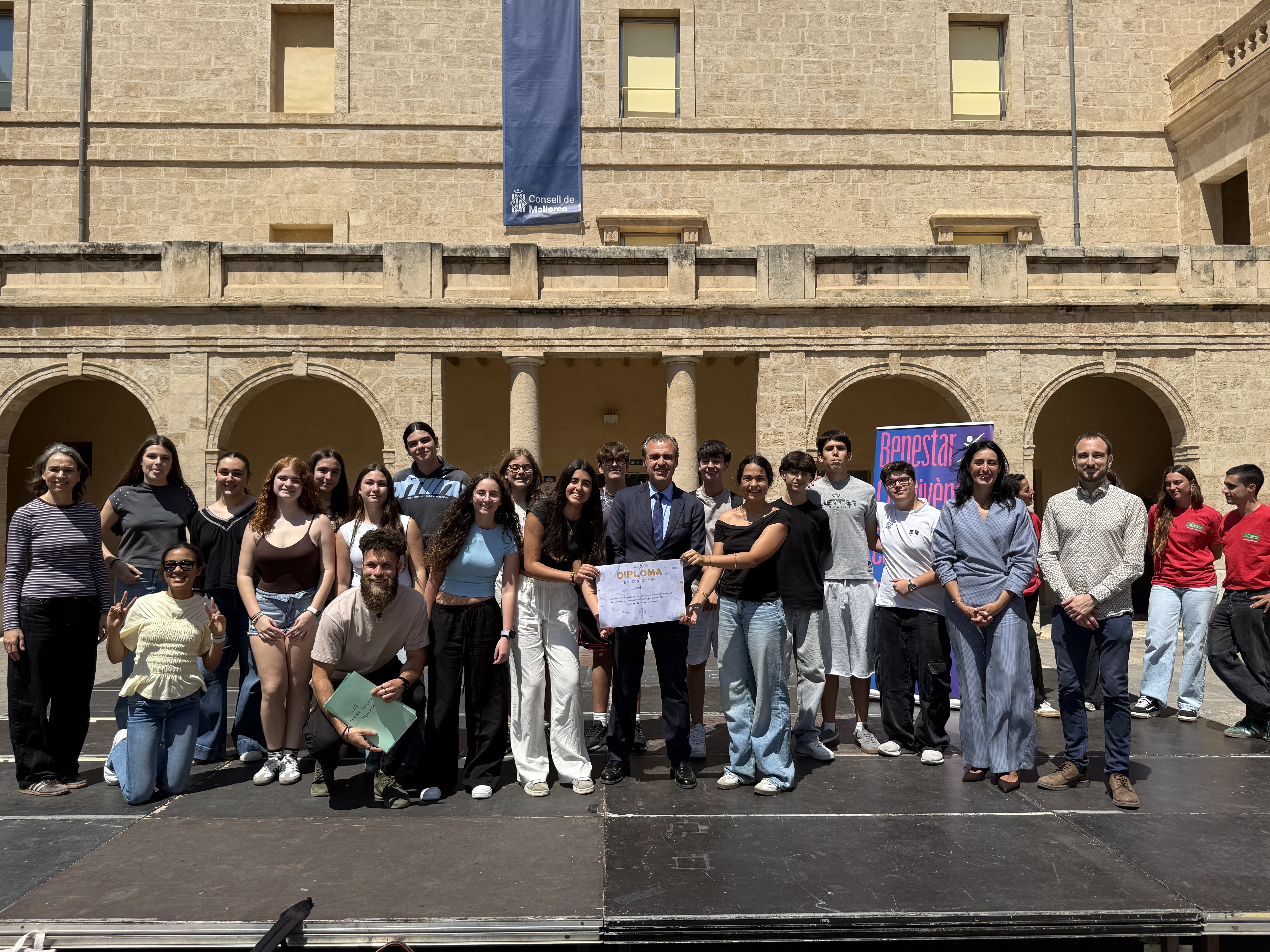 217 alumnes de Mallorca assisteixen a la trobada de l’alumnat promotor de la convivència i benestar