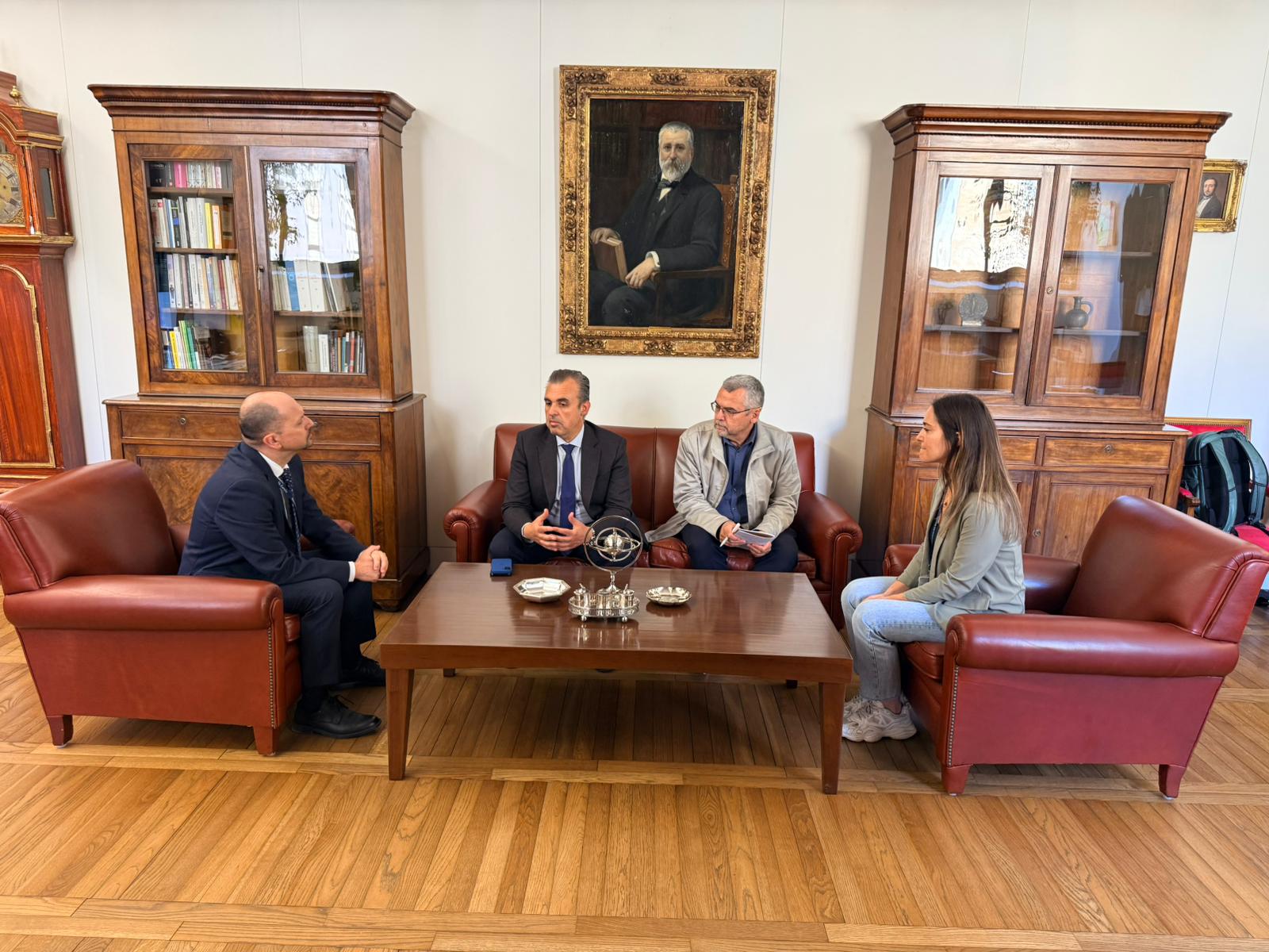 El Govern impulsa acords amb la Biblioteca Nacional i el Museu Arqueològic per dur exposicions als centres de les Illes Balears