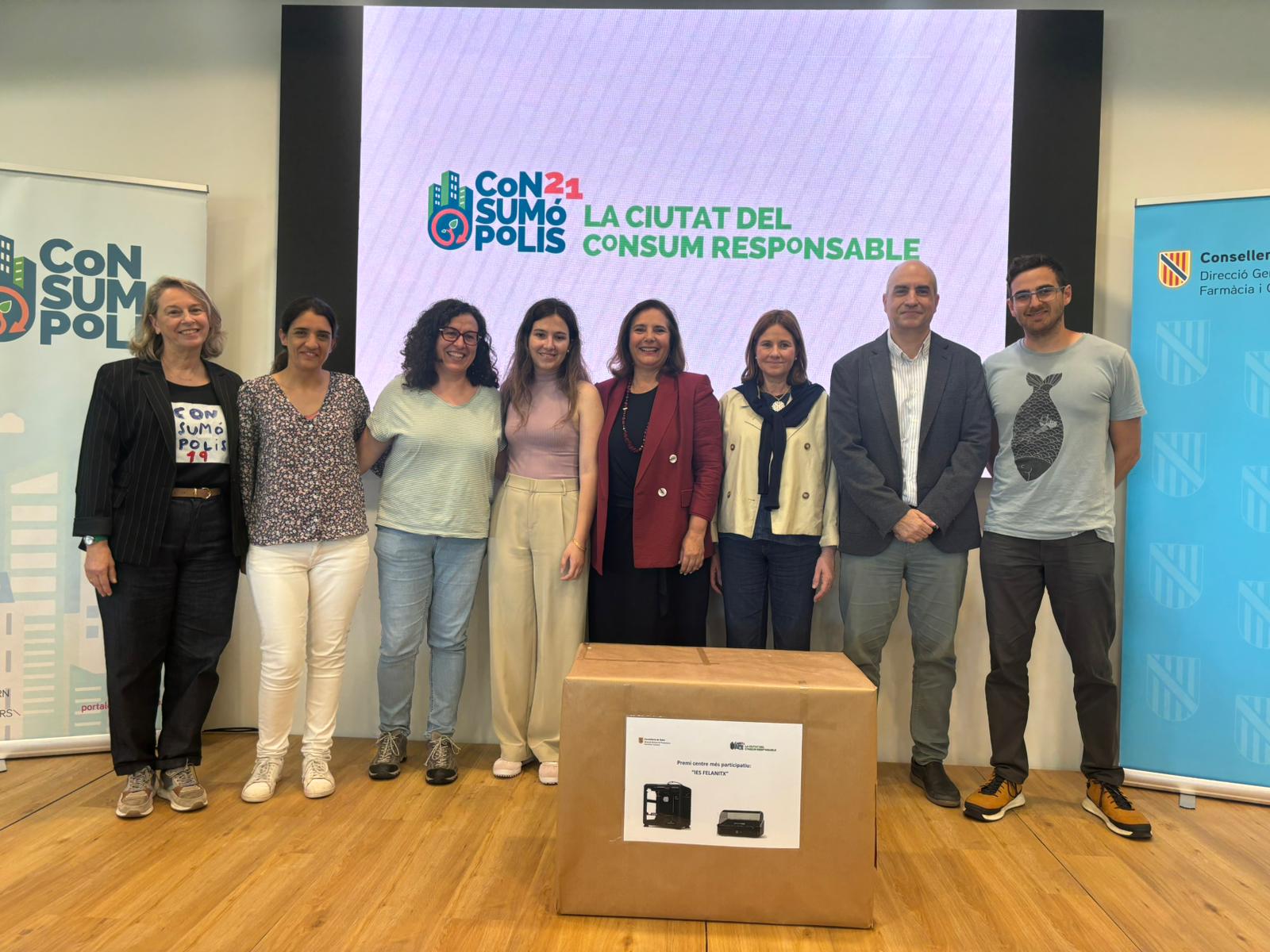 Lliurament del premi del concurs escolar Consumòpolis 2025-2026.