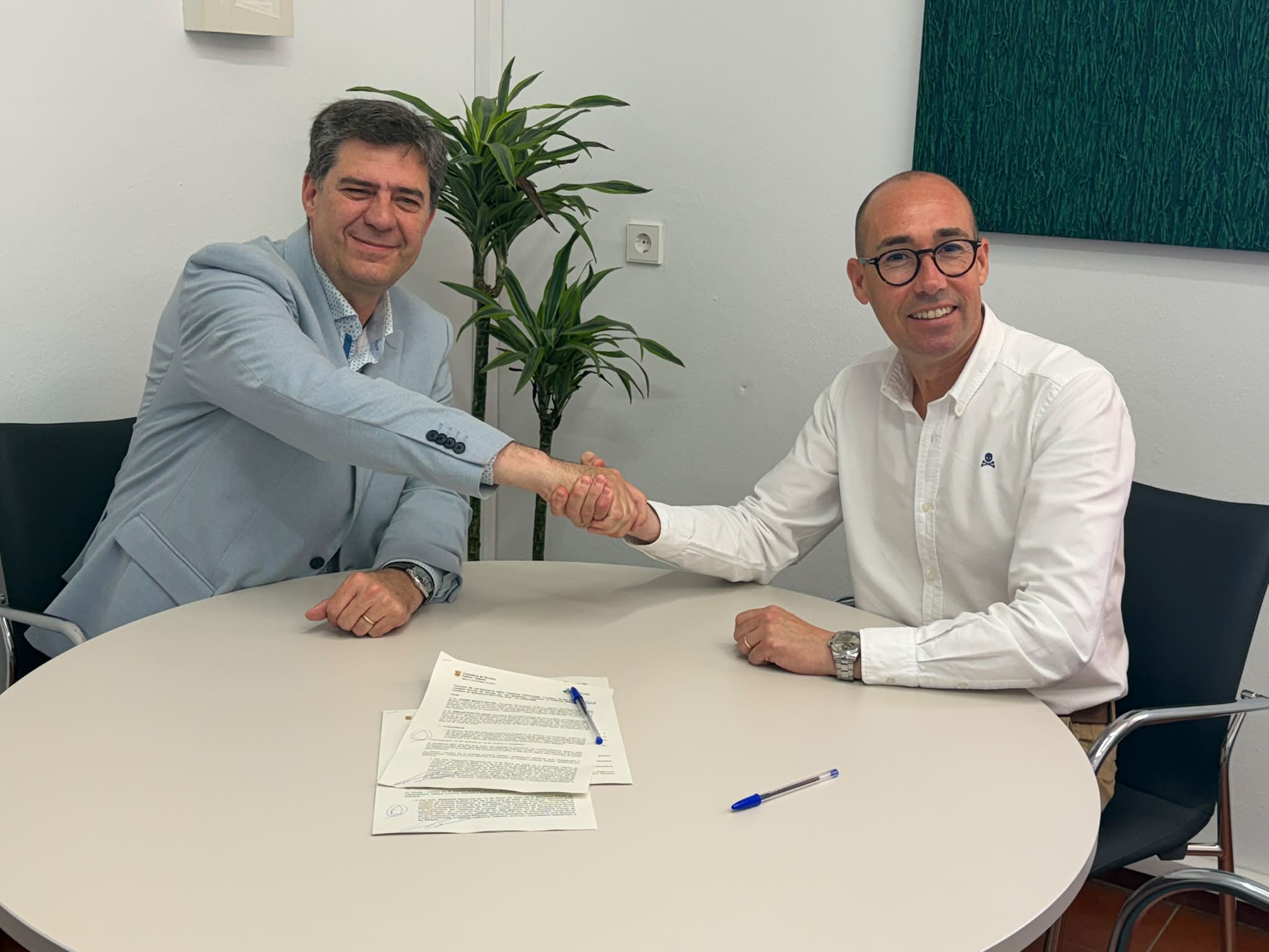El conseller Jaume Bauzà i el president Óscar Portas.