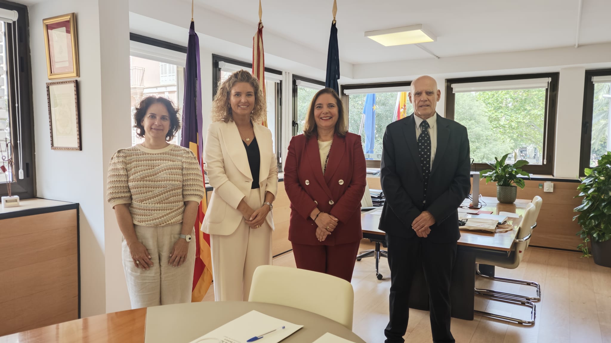 Acord marc de Salut amb AstraZeneca