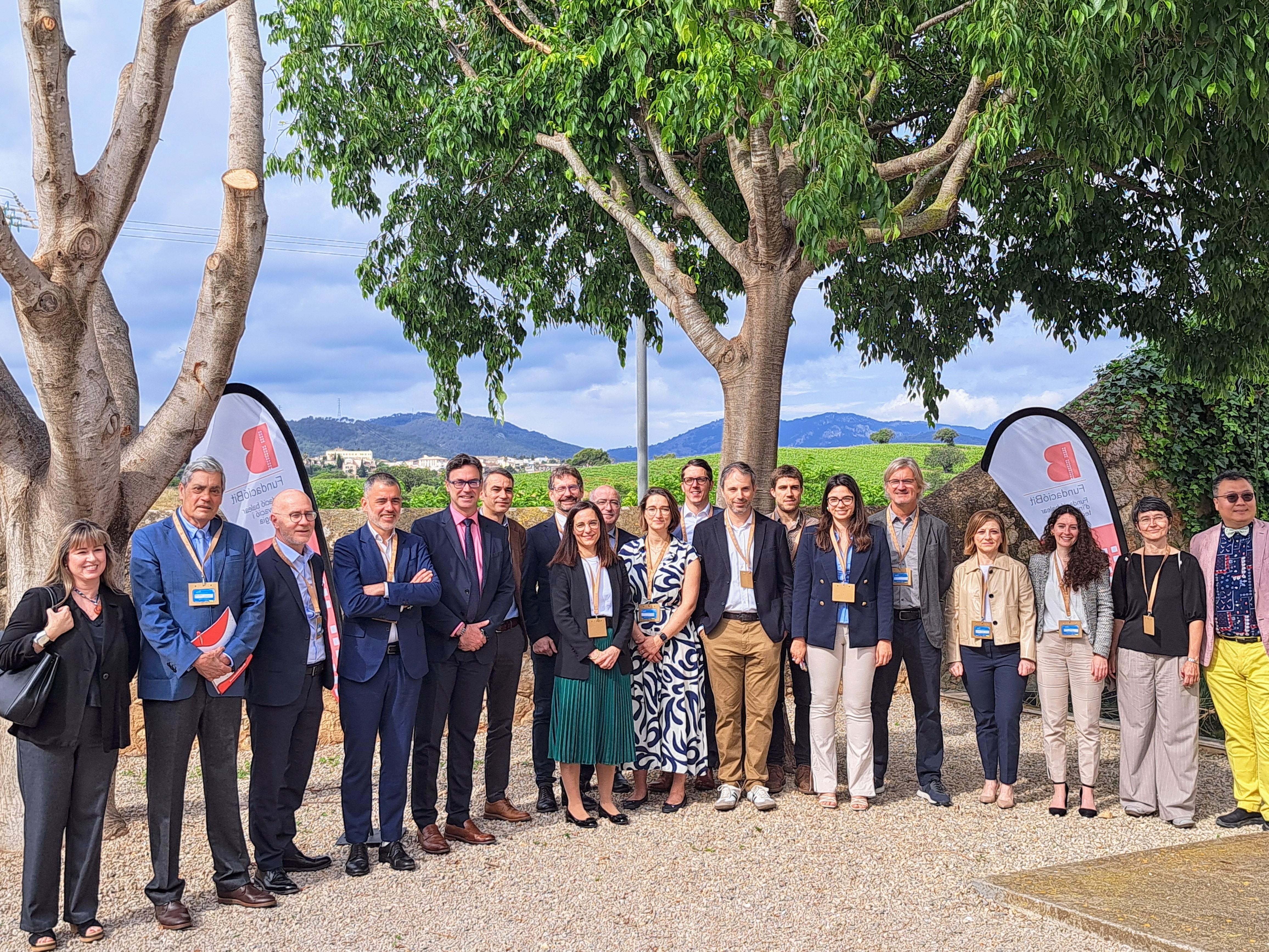 Imatge d'arxiu de les autoritats amb representants de clústers. 