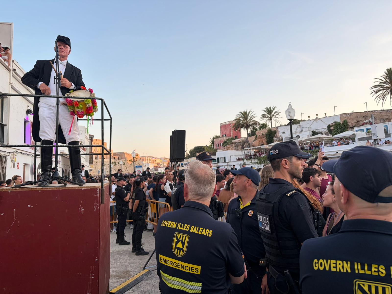 Membres del dispositiu d'emergències durant les festes.