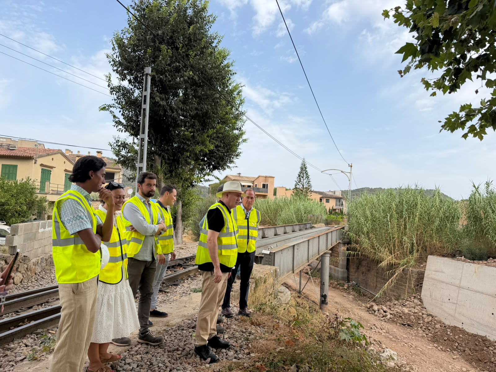 Visita de les autoritats