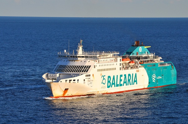Vaixell de Baleària