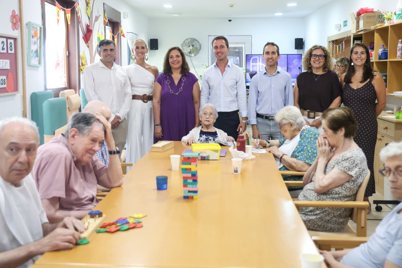 Les autoritats han visitat la residència Oms, a Palma