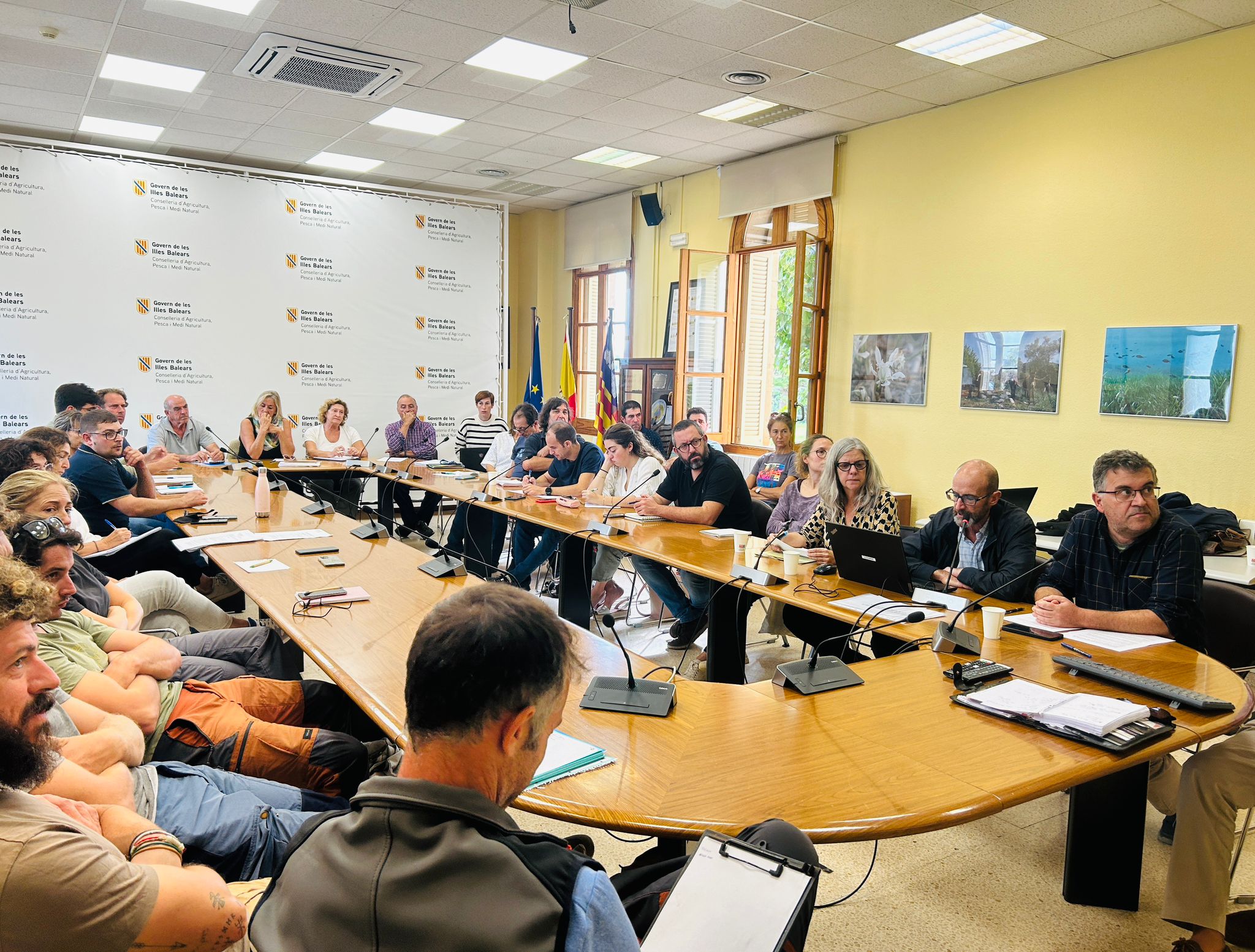 matge de la reunió que ha tingut lloc avui a la seu de la Conselleria