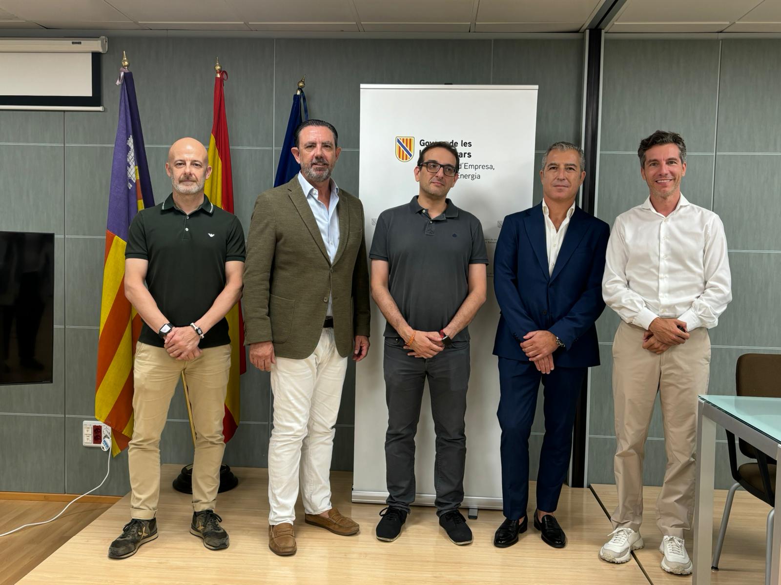 Presentació convocatòria de subvencions Quota Zero Dual per finançar la quota reduïda dels treballadors autònoms o mutualistes. Representants de CAEB, AJE, UATAE i ATA Balears.